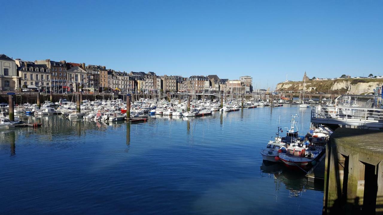 Le Terrien Apartment Dieppe Bagian luar foto