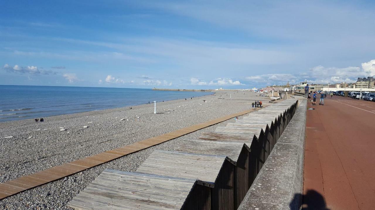 Le Terrien Apartment Dieppe Bagian luar foto