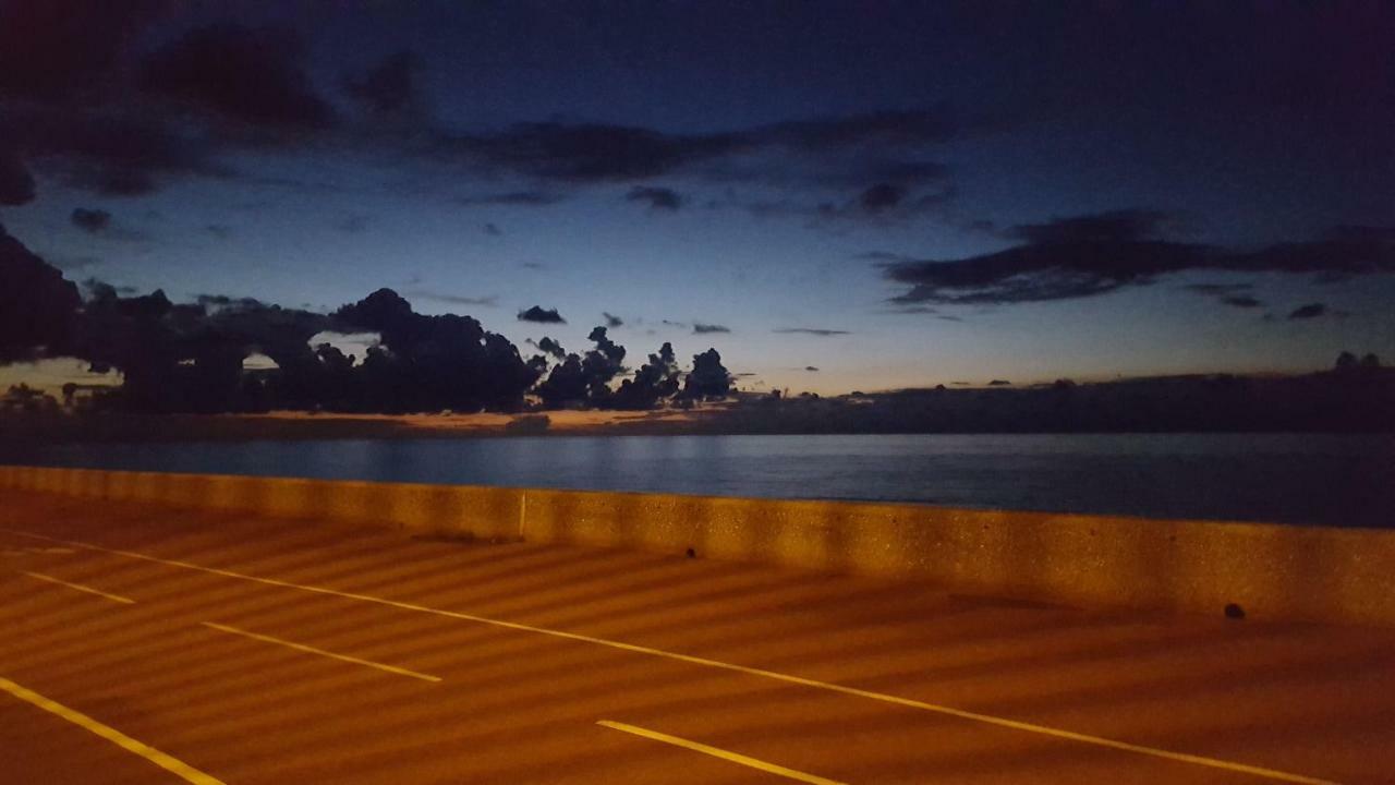Le Terrien Apartment Dieppe Bagian luar foto